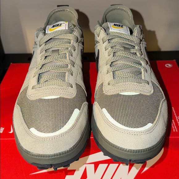 Nike City Army Green FZ3863-300 Men’s Size 12 - Picture 3 of 6